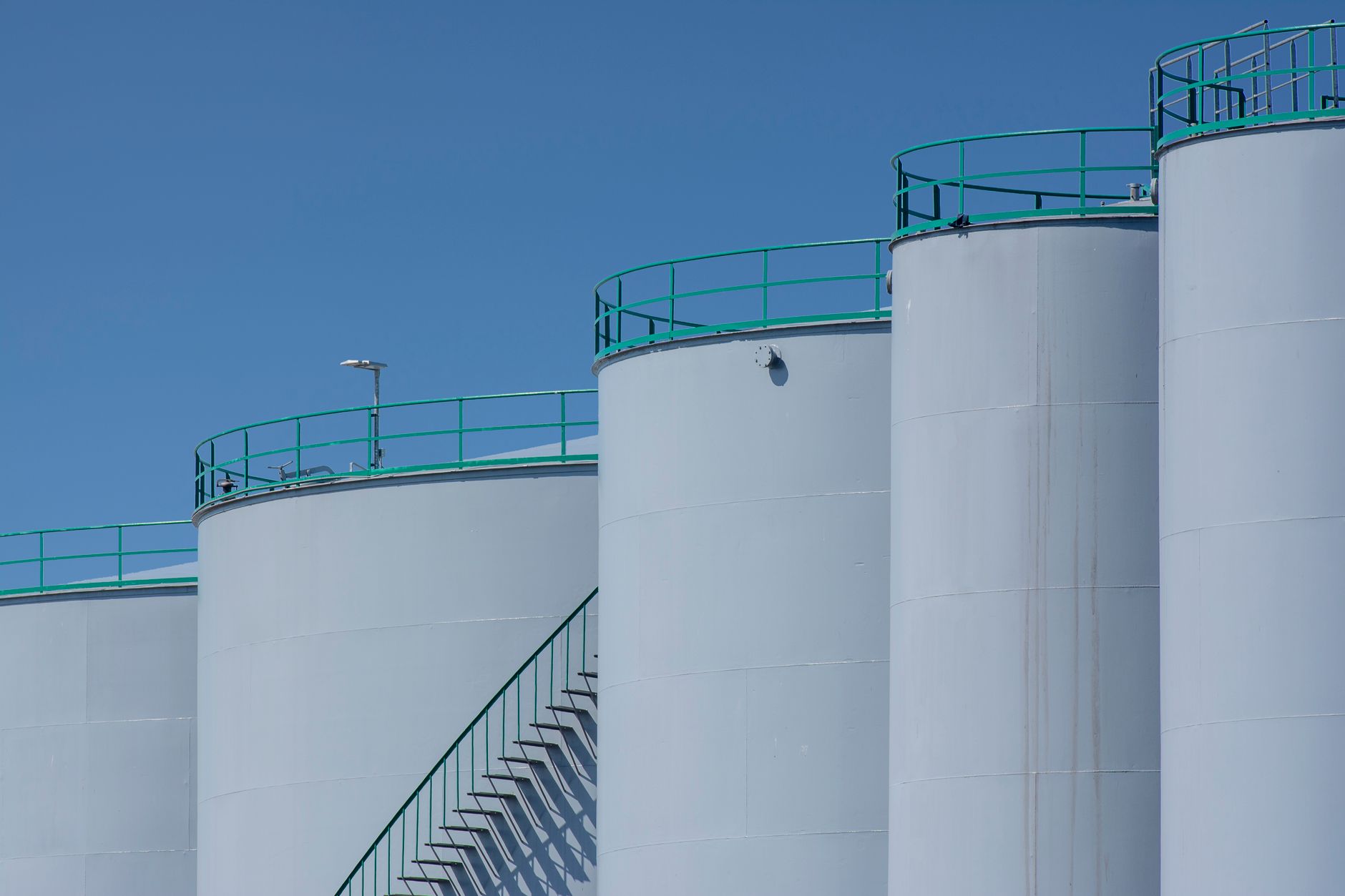 Stainless storage tanks in a processing plant